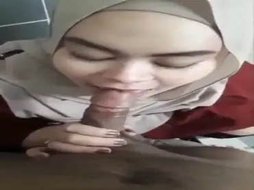 Disempongin Pacar Yang Alim poster